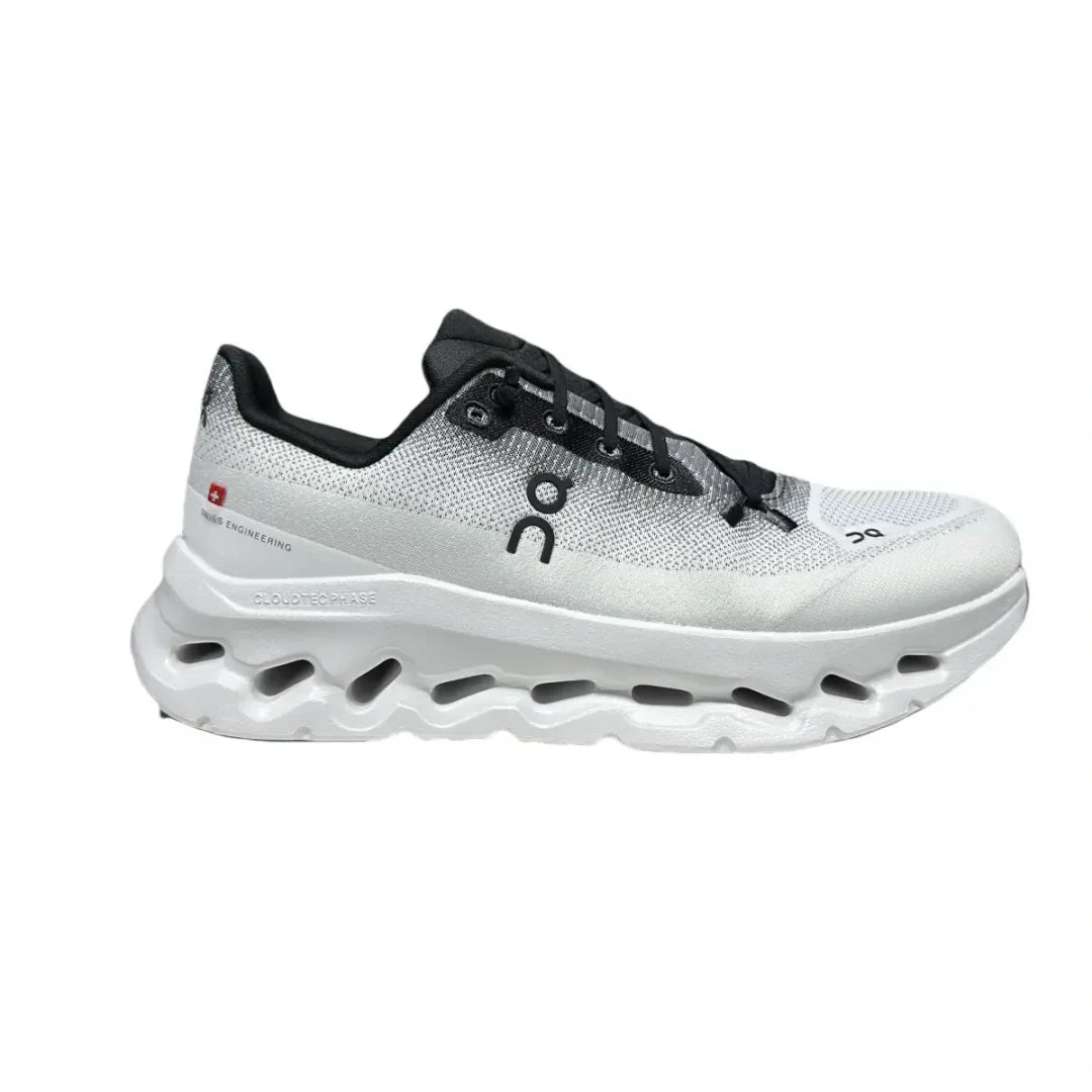 Cloudtilt Black/Ivory